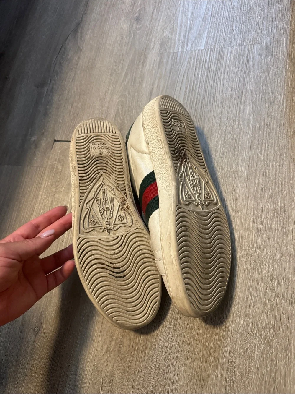 Gucci classic white